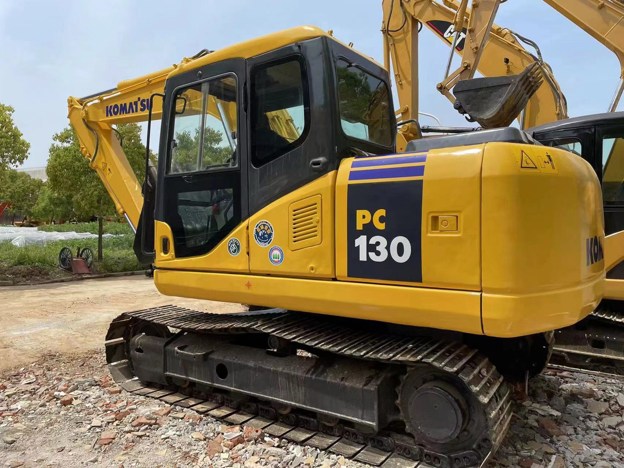 Komatsu PC130 Excavator - Гусеничный экскаватор: фото 1 Komatsu PC130 Excavator - Гусеничный экскаватор: фото 1
