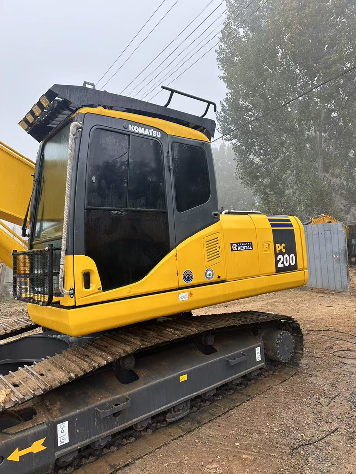 Komatsu PC200-7 excavator - Гусеничный экскаватор: фото 2 Komatsu PC200-7 excavator - Гусеничный экскаватор: фото 2