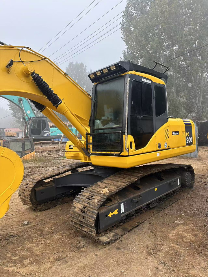 Komatsu PC200-7 excavator - Гусеничный экскаватор: фото 2 Komatsu PC200-7 excavator - Гусеничный экскаватор: фото 2