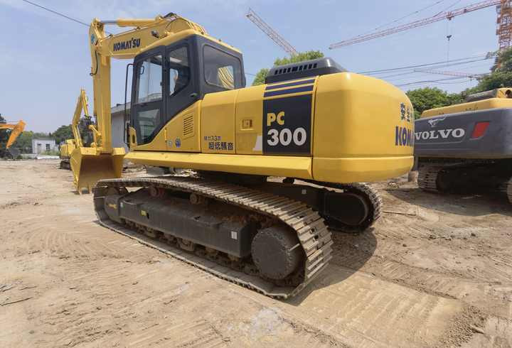 Komatsu PC350-7 excavator - Гусеничный экскаватор: фото 4 Komatsu PC350-7 excavator - Гусеничный экскаватор: фото 4