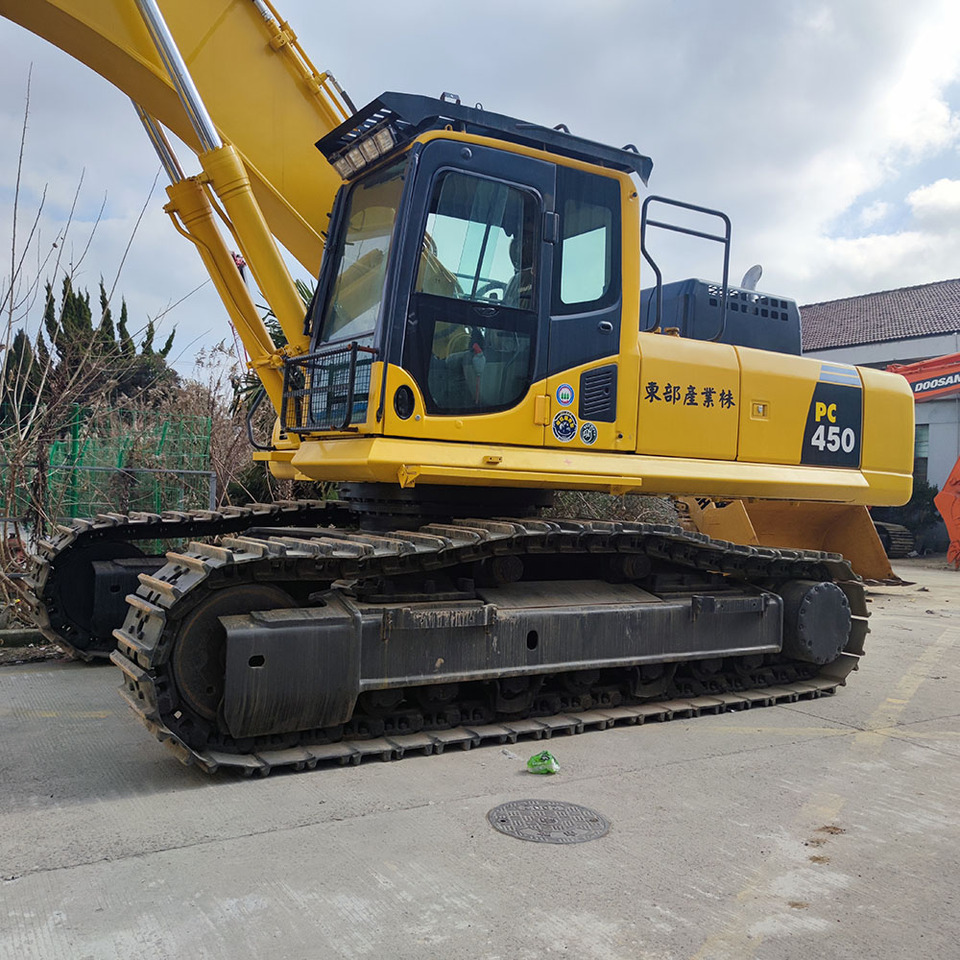 Komatsu PC450 -8 - Гусеничный экскаватор: фото 1 Komatsu PC450 -8 - Гусеничный экскаватор: фото 1