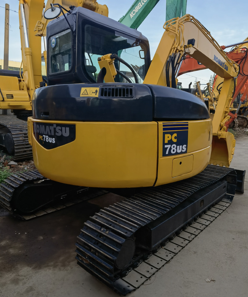 Komatsu pc78 Excavator - Гусеничный экскаватор: фото 2 Komatsu pc78 Excavator - Гусеничный экскаватор: фото 2