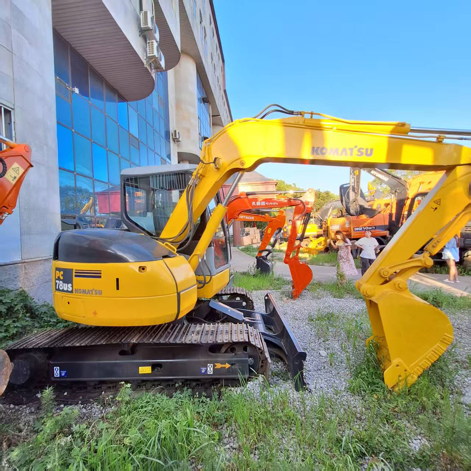 Komatsu pc78us Excavator - Гусеничный экскаватор: фото 2 Komatsu pc78us Excavator - Гусеничный экскаватор: фото 2