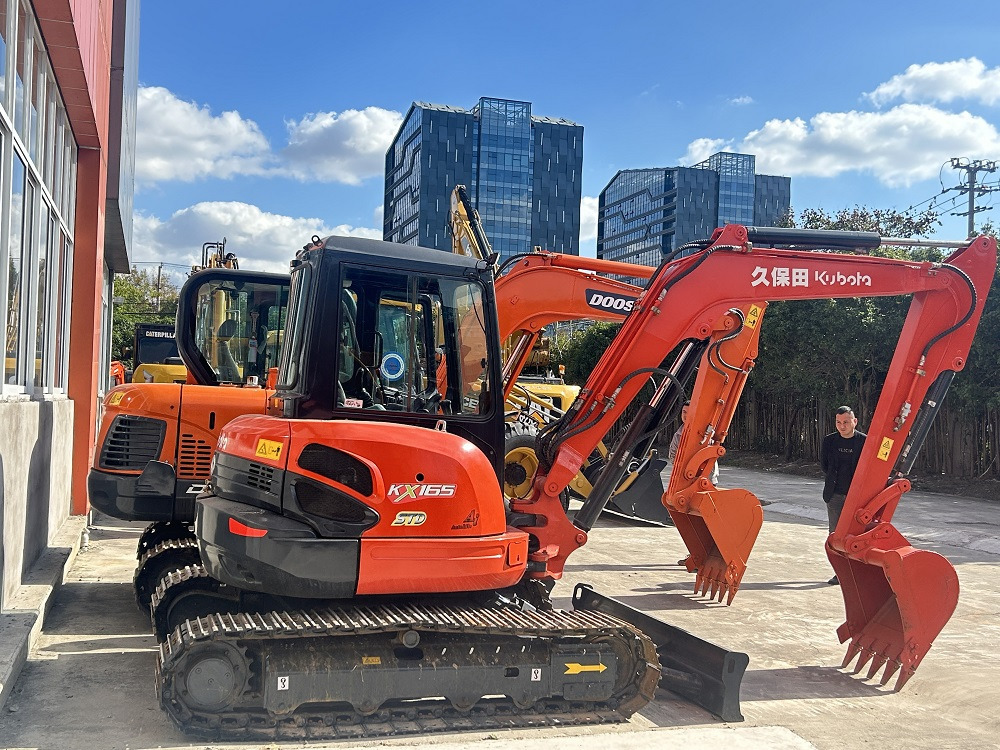 Kubota KX165-5 Excavators - Гусеничный экскаватор: фото 1 Kubota KX165-5 Excavators - Гусеничный экскаватор: фото 1