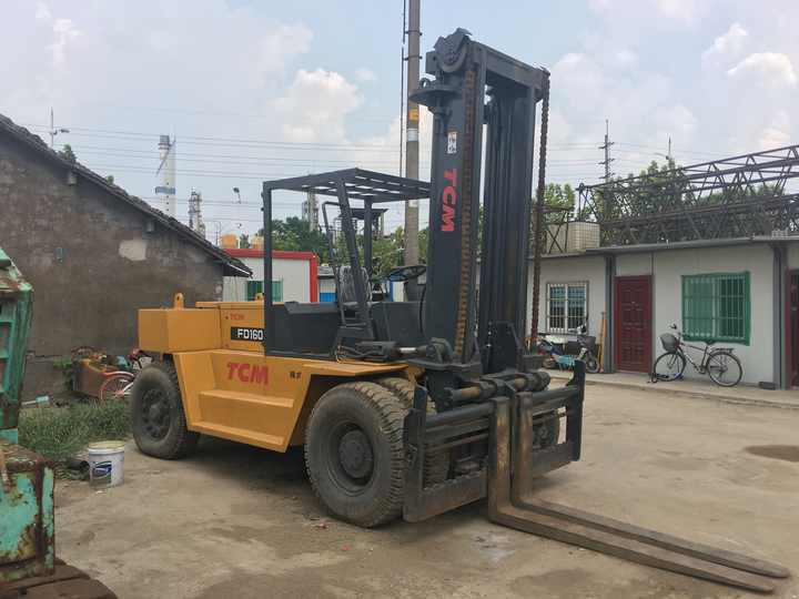 Second Hand TCM FD160 diesel fork lift with Good condition and high performance for sale in shanghai - Дизельный погрузчик: фото 4 Second Hand TCM FD160 diesel fork lift with Good condition and high performance for sale in shanghai - Дизельный погрузчик: фото 4