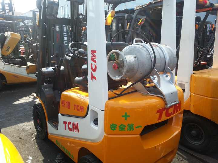 Warehouse handling using TCM30 forklift 3 tons TCM FD30 used forklift FD30 used forklifts sale shanghai china - Дизельный погрузчик: фото 2 Warehouse handling using TCM30 forklift 3 tons TCM FD30 used forklift FD30 used forklifts sale shanghai china - Дизельный погрузчик: фото 2