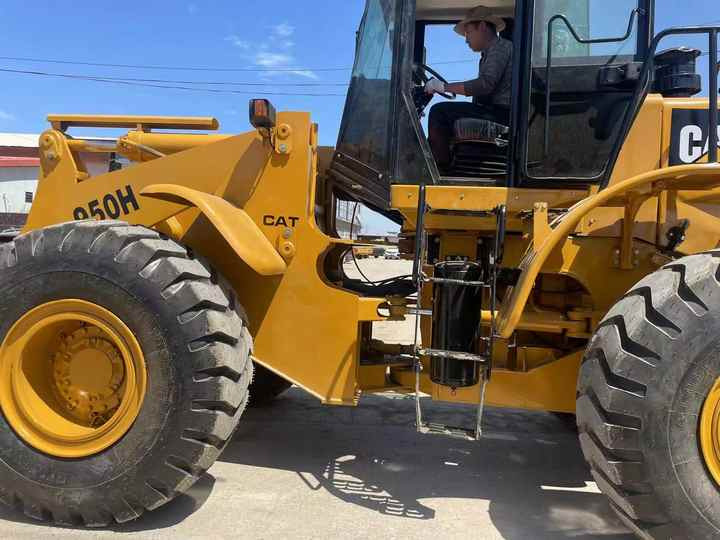 Caterpillar 950H wheel loader used heavy equipment cheap price 950H 966H 950GC for sale - Колёсный погрузчик: фото 2 Caterpillar 950H wheel loader used heavy equipment cheap price 950H 966H 950GC for sale - Колёсный погрузчик: фото 2