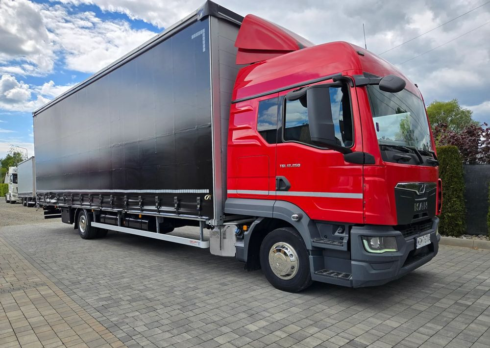 MAN TGL 12.250 - Тентованный грузовик: фото 2 MAN TGL 12.250 - Тентованный грузовик: фото 2