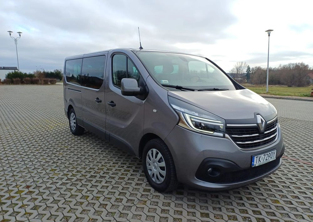 Renault Trafic 2.0 dCi Escapade EDC - Микроавтобус, Пассажирский фургон: фото 1 Renault Trafic 2.0 dCi Escapade EDC - Микроавтобус, Пассажирский фургон: фото 1