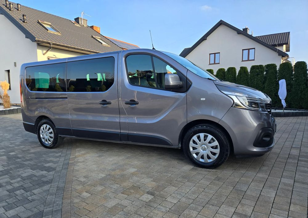 Renault Trafic Grand SpaceClass 2.0 dCi EDC - Легковой автомобиль: фото 1 Renault Trafic Grand SpaceClass 2.0 dCi EDC - Легковой автомобиль: фото 1