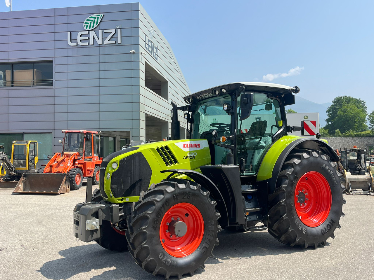 CLAAS ARION 630 - Трактор: фото 1 CLAAS ARION 630 - Трактор: фото 1