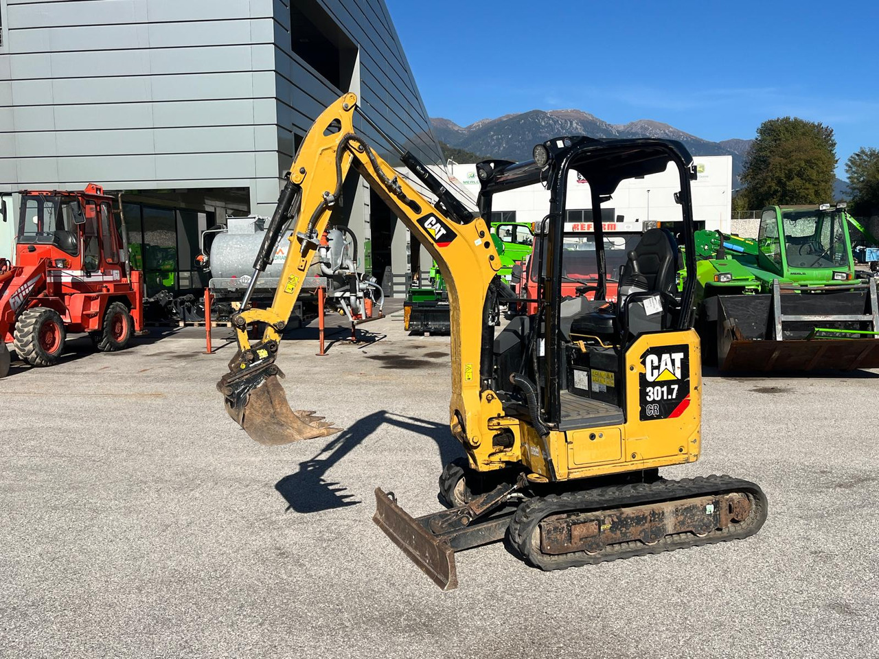 MINIESCAVATORE CAT 301.7 CR - Мини-экскаватор: фото 2 MINIESCAVATORE CAT 301.7 CR - Мини-экскаватор: фото 2