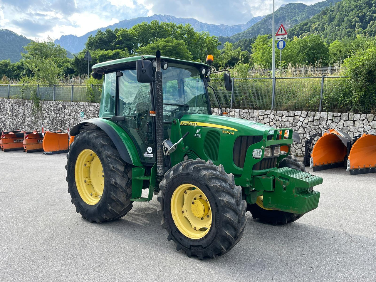 TRATTORE JOHN DEERE 5080 M - Трактор: фото 4 TRATTORE JOHN DEERE 5080 M - Трактор: фото 4