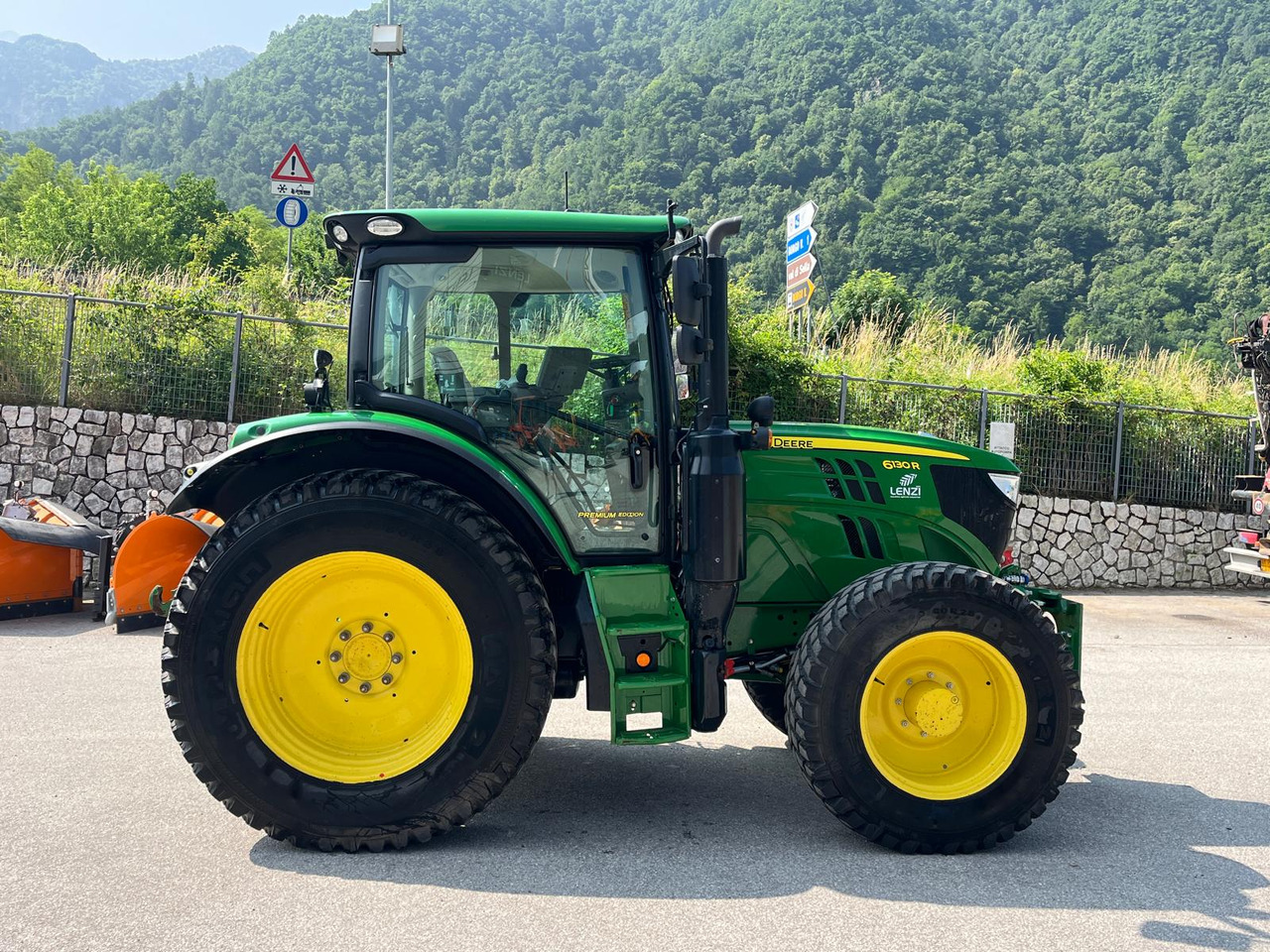 TRATTORE JOHN DEERE 6130R - Трактор: фото 5 TRATTORE JOHN DEERE 6130R - Трактор: фото 5