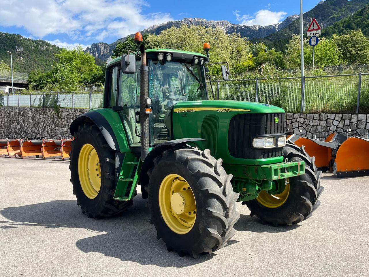 TRATTORE JOHN DEERE 6920S - Трактор: фото 3 TRATTORE JOHN DEERE 6920S - Трактор: фото 3