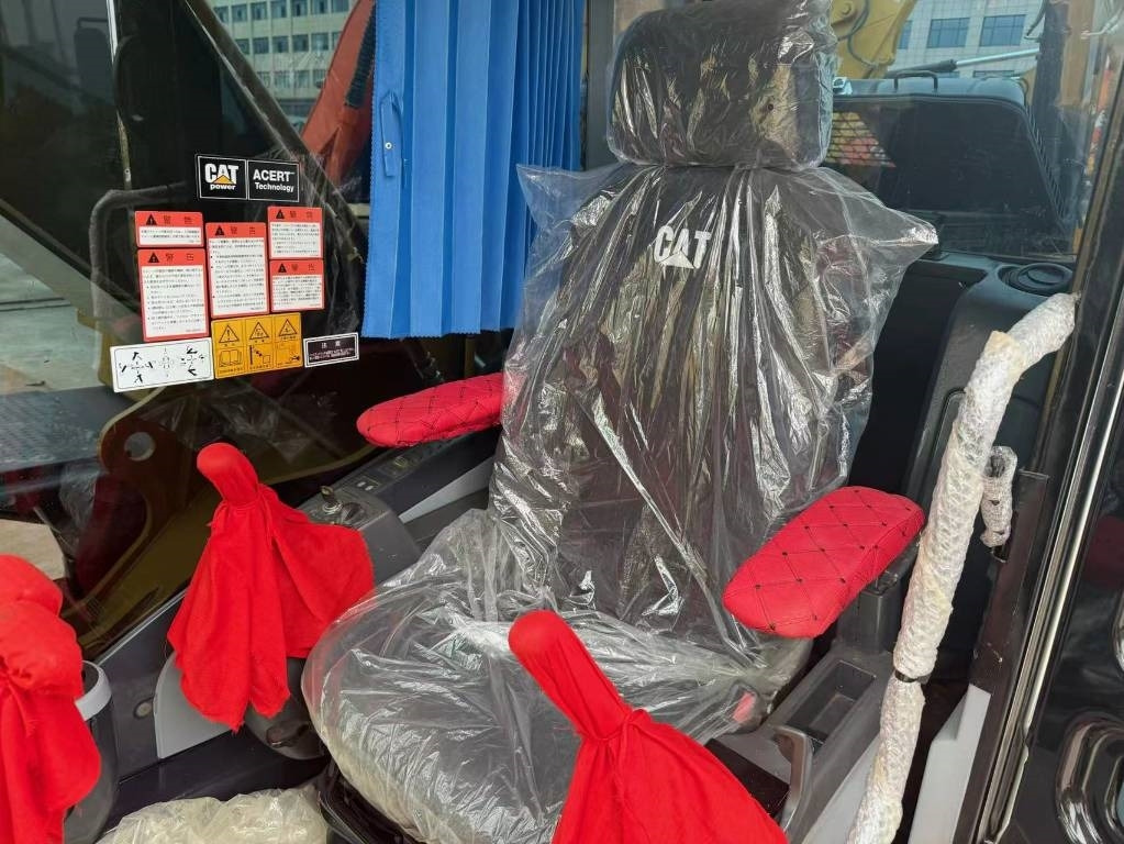 CAT 320 D - Гусеничный экскаватор: фото 3 CAT 320 D - Гусеничный экскаватор: фото 3