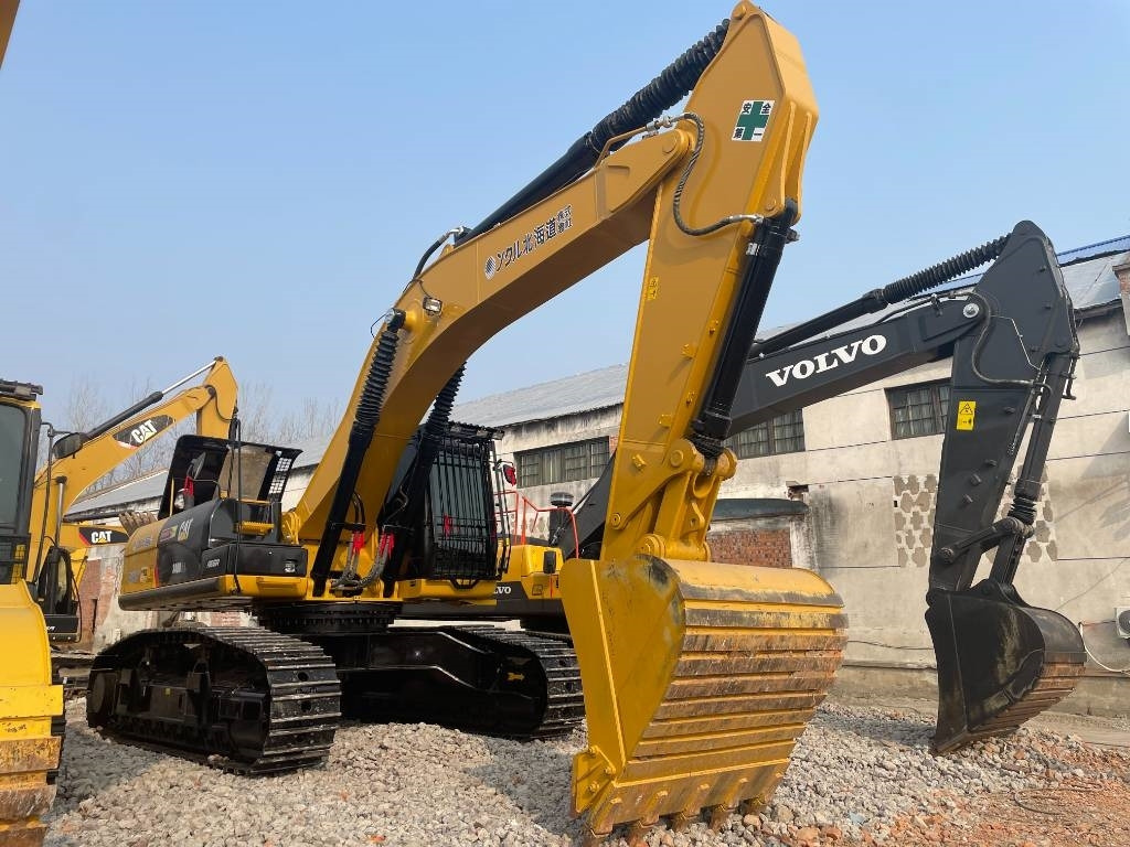 CAT 340 D L  - Гусеничный экскаватор: фото 2 CAT 340 D L  - Гусеничный экскаватор: фото 2