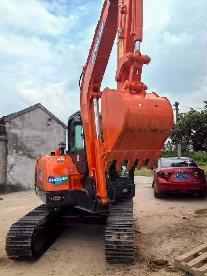 Doosan DH 60-7 - Мини-экскаватор: фото 1 Doosan DH 60-7 - Мини-экскаватор: фото 1