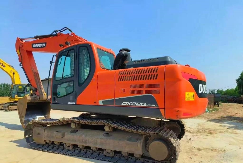 Doosan DX 200 - Гусеничный экскаватор: фото 5 Doosan DX 200 - Гусеничный экскаватор: фото 5
