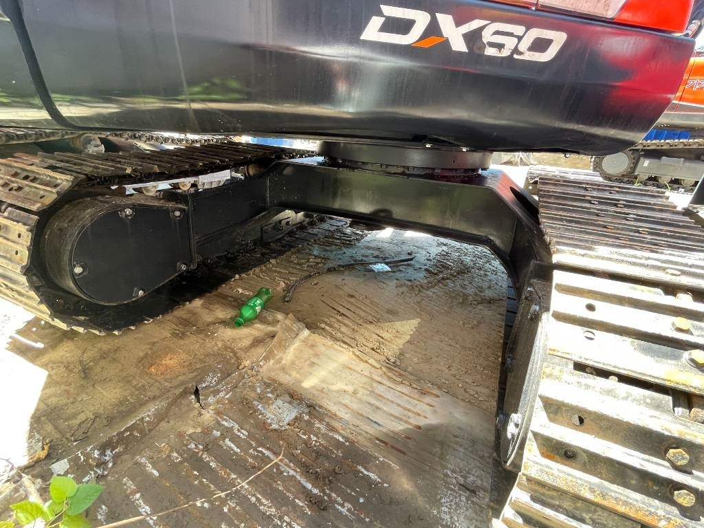 Гусеничный экскаватор Doosan DX 60: фото 8 Гусеничный экскаватор Doosan DX 60: фото 8