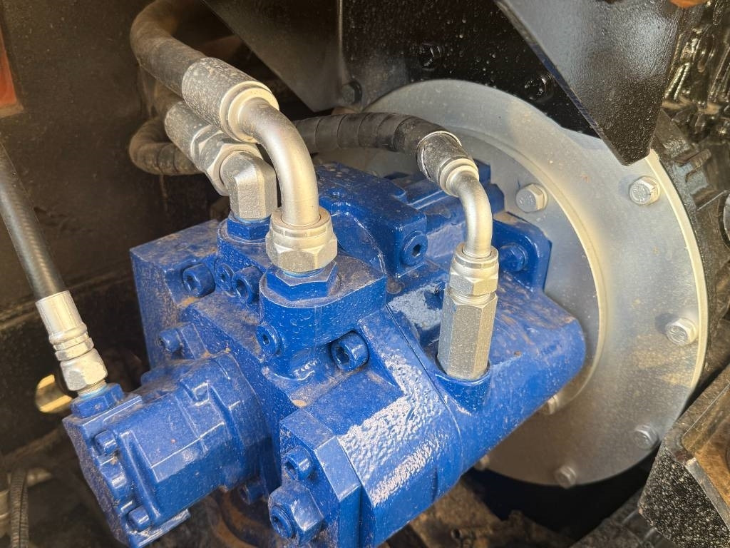 Doosan DX 75 - Гусеничный экскаватор: фото 3 Doosan DX 75 - Гусеничный экскаватор: фото 3