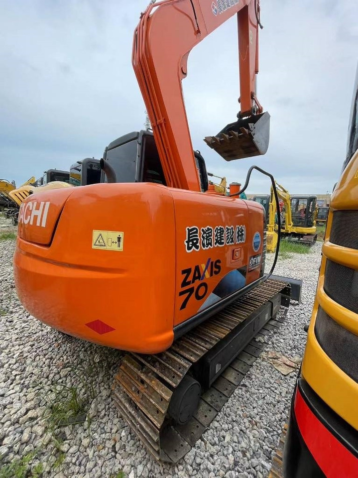 Hitachi ZX 70  - Мини-экскаватор: фото 2 Hitachi ZX 70  - Мини-экскаватор: фото 2