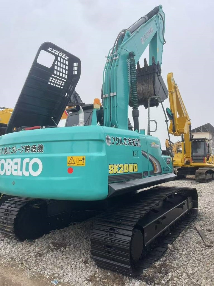 Kobelco SK 200 - Гусеничный экскаватор: фото 1 Kobelco SK 200 - Гусеничный экскаватор: фото 1