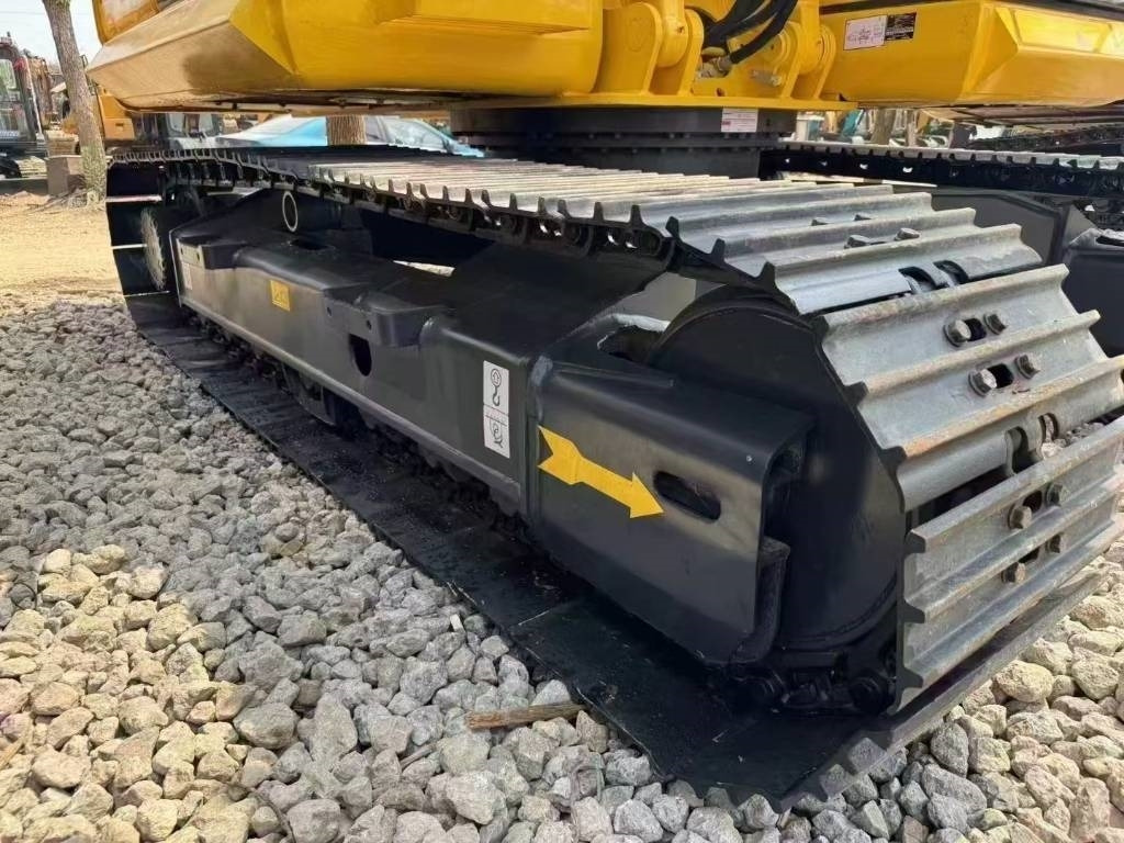 Гусеничный экскаватор Komatsu PC 130: фото 6 Гусеничный экскаватор Komatsu PC 130: фото 6