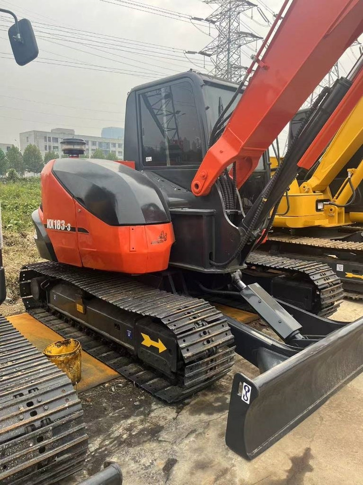 Kubota KX 183 - Гусеничный экскаватор: фото 1 Kubota KX 183 - Гусеничный экскаватор: фото 1