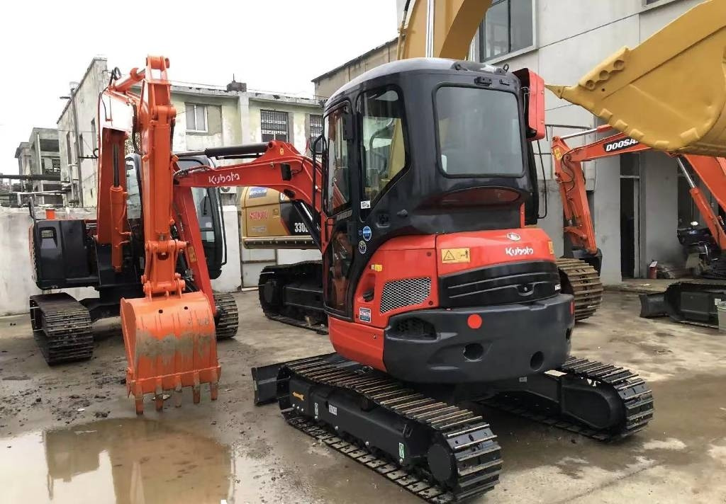 Kubota U 35 - Мини-экскаватор: фото 1 Kubota U 35 - Мини-экскаватор: фото 1