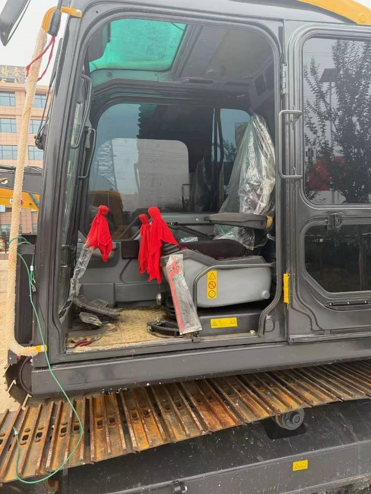 Volvo 140 - Гусеничный экскаватор: фото 4 Volvo 140 - Гусеничный экскаватор: фото 4