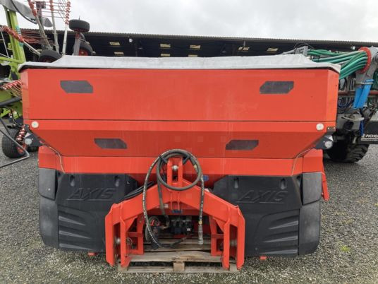 Kuhn AXIS 50.2 H-EMC-W - Разбрасыватель удобрений: фото 1 Kuhn AXIS 50.2 H-EMC-W - Разбрасыватель удобрений: фото 1