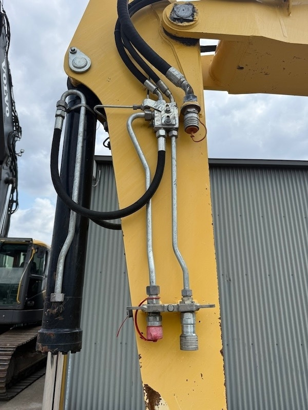 Гусеничный экскаватор Yanmar TC125: фото 8 Гусеничный экскаватор Yanmar TC125: фото 8