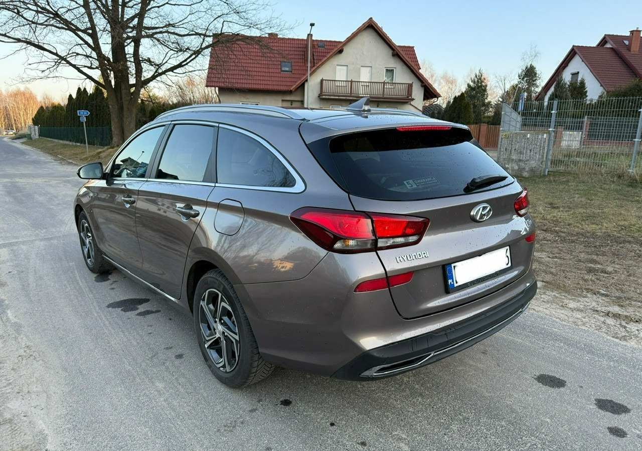 Hyundai i30 II Hyundai i30 1.5T-GDI160KM SMART PLUS +LED Salon PL-Gwarancja 2028 - Легковой автомобиль: фото 5 Hyundai i30 II Hyundai i30 1.5T-GDI160KM SMART PLUS +LED Salon PL-Gwarancja 2028 - Легковой автомобиль: фото 5