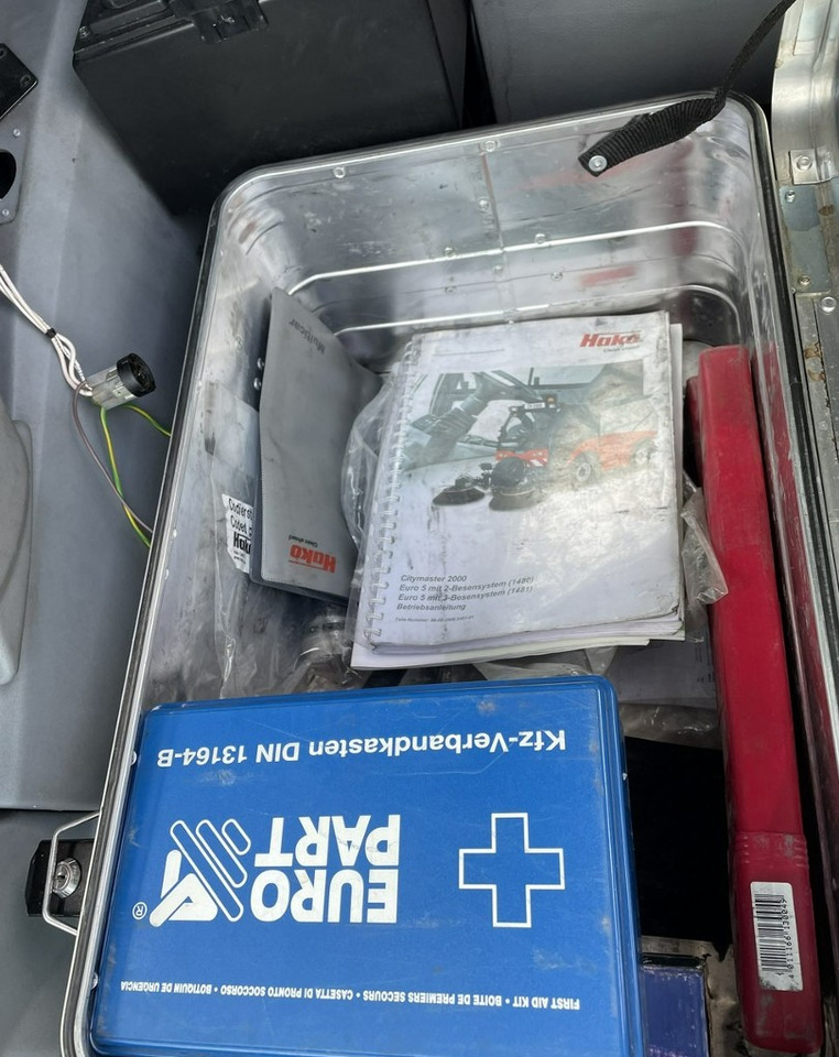 Inna Inny Hako Citymaster 2000 Zamiatarka 2016 - Подметально-уборочная машина: фото 5 Inna Inny Hako Citymaster 2000 Zamiatarka 2016 - Подметально-уборочная машина: фото 5