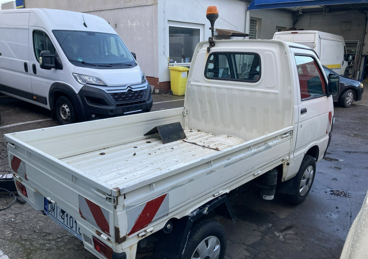 Inna Inny PFAU Piaggio Porter 4X4 Skrzynia odśnieżarka Pług 5655km 2012 - Малотоннажный бортовой грузовик: фото 4 Inna Inny PFAU Piaggio Porter 4X4 Skrzynia odśnieżarka Pług 5655km 2012 - Малотоннажный бортовой грузовик: фото 4