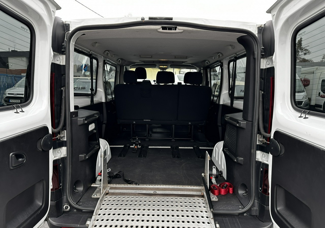 Opel Vivaro III Vivaro dla Niepełnosprawnych Inwalida Rampa 2019 PFRON - Пассажирский фургон: фото 3 Opel Vivaro III Vivaro dla Niepełnosprawnych Inwalida Rampa 2019 PFRON - Пассажирский фургон: фото 3