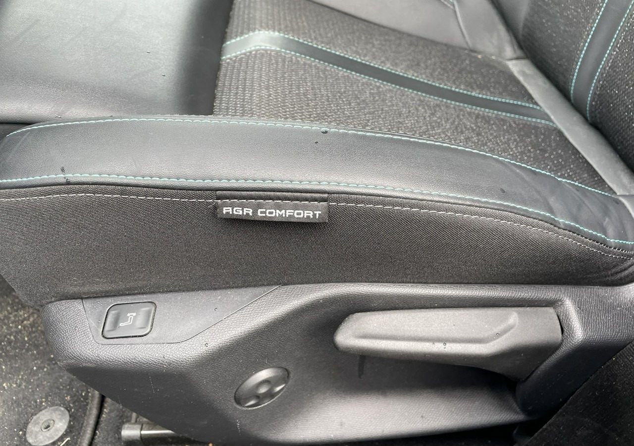 Универсал Peugeot 308 P5 Peugeot 308 1.5-131KM BlueHDi Allure Pack S&S EAT8 Salon PL 2024: фото 19 Универсал Peugeot 308 P5 Peugeot 308 1.5-131KM BlueHDi Allure Pack S&S EAT8 Salon PL 2024: фото 19