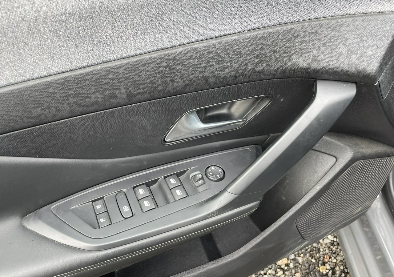 Универсал Peugeot 308 P5 Peugeot 308 1.5-131KM BlueHDi Allure Pack S&S EAT8 Salon PL 2024: фото 13 Универсал Peugeot 308 P5 Peugeot 308 1.5-131KM BlueHDi Allure Pack S&S EAT8 Salon PL 2024: фото 13