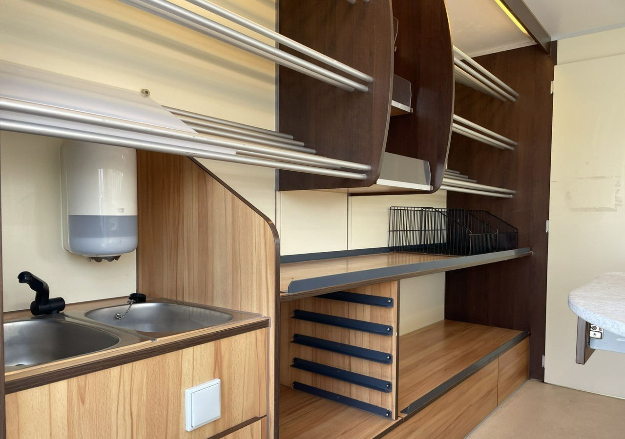 Торговый грузовик Renault Master Autosklep pieczyw Sklep Gastronomiczny Food Truck Foodtruck Borco 20: фото 15