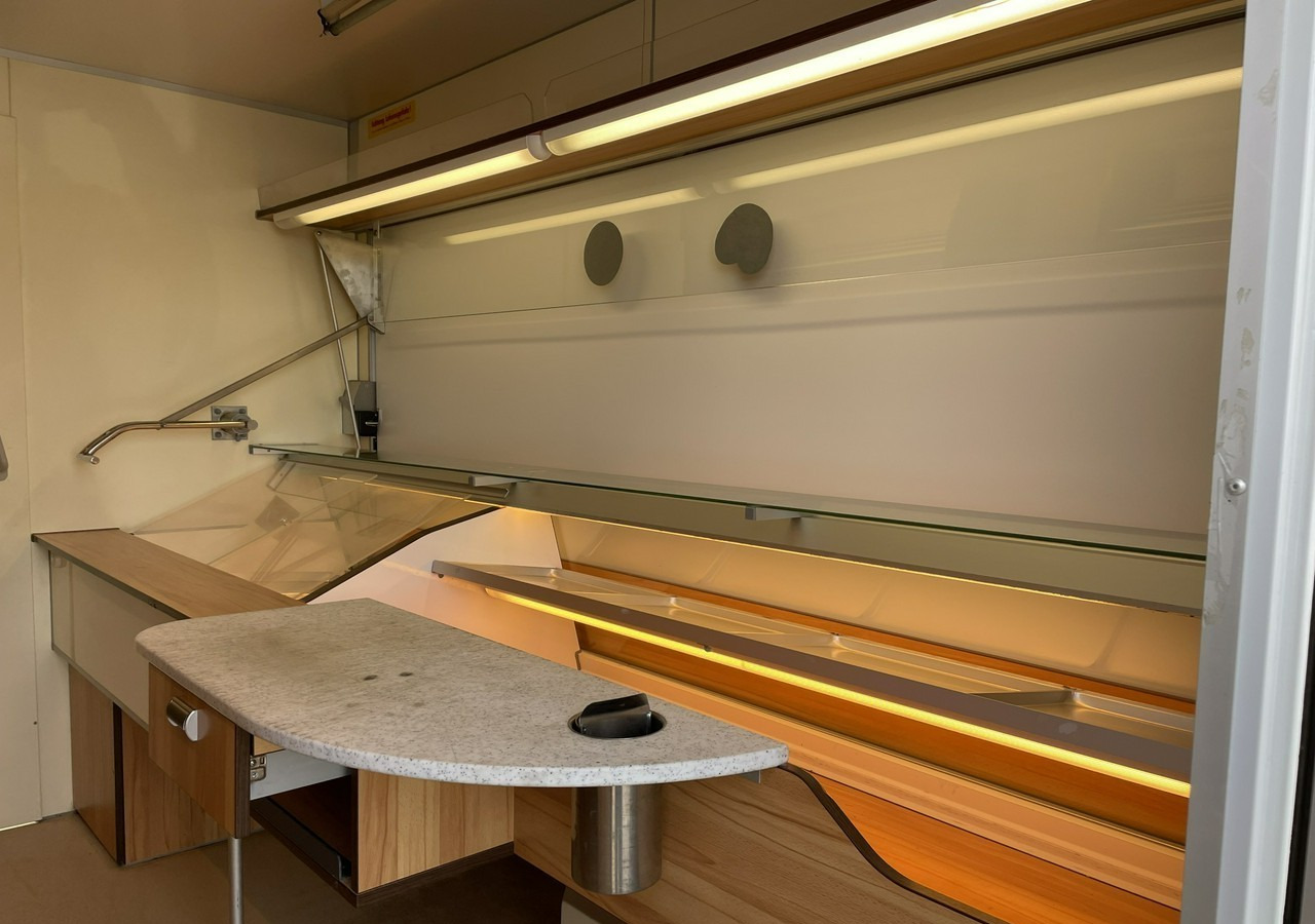 Торговый грузовик Renault Master Autosklep pieczyw Sklep Gastronomiczny Food Truck Foodtruck Borco 20: фото 18