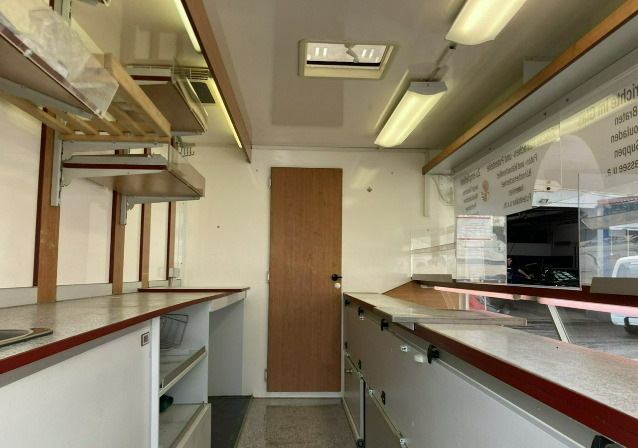 Renault Master Master Autosklep Gastronomiczny Food Truck Foodtruck Sklep bar 2009 - Торговый грузовик: фото 1 Renault Master Master Autosklep Gastronomiczny Food Truck Foodtruck Sklep bar 2009 - Торговый грузовик: фото 1