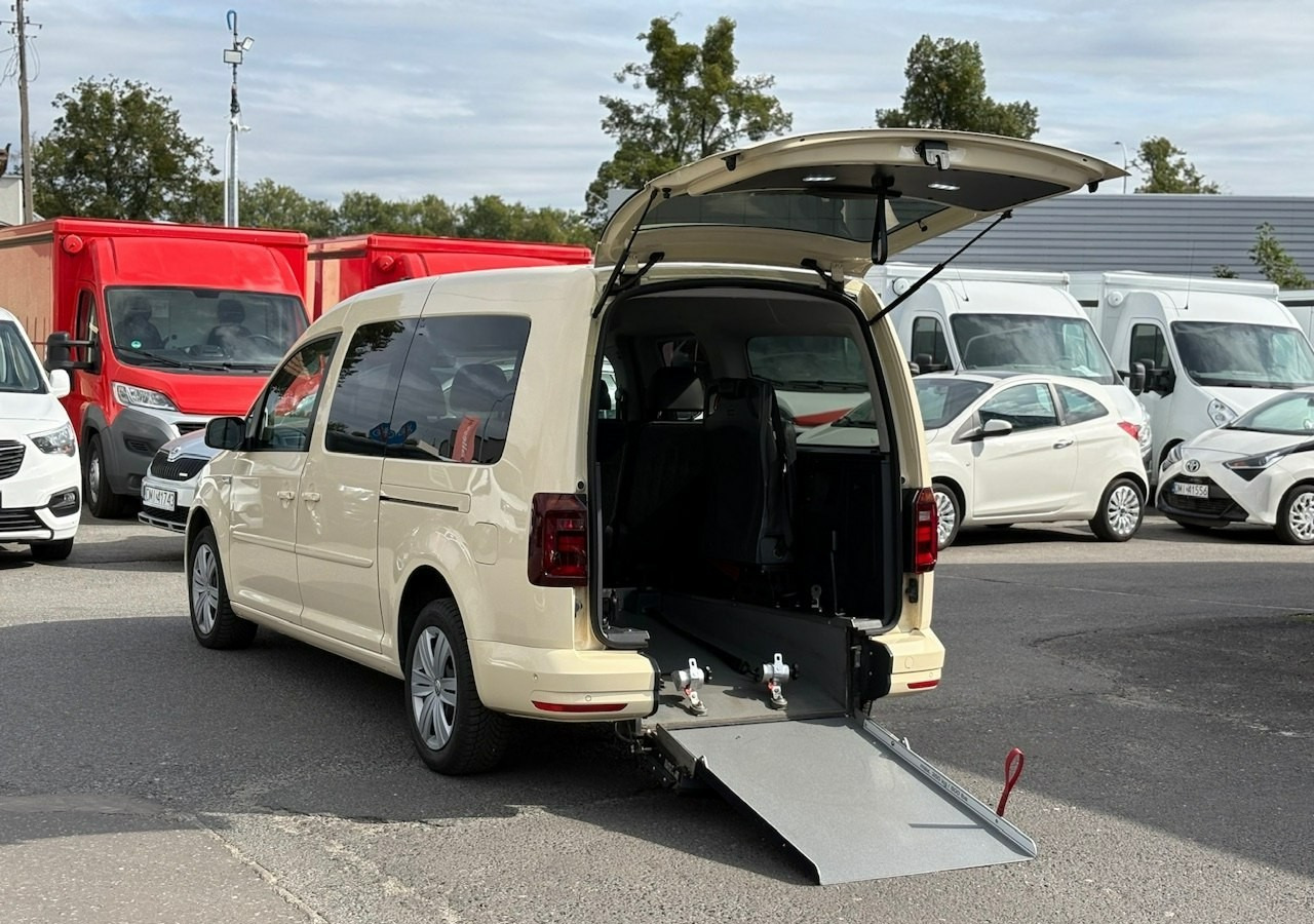 Volkswagen Caddy III Caddy 2.0-150 Niepełnosprawnych inwalida rampa Bogate wyposażeniePFR - Универсал: фото 1 Volkswagen Caddy III Caddy 2.0-150 Niepełnosprawnych inwalida rampa Bogate wyposażeniePFR - Универсал: фото 1