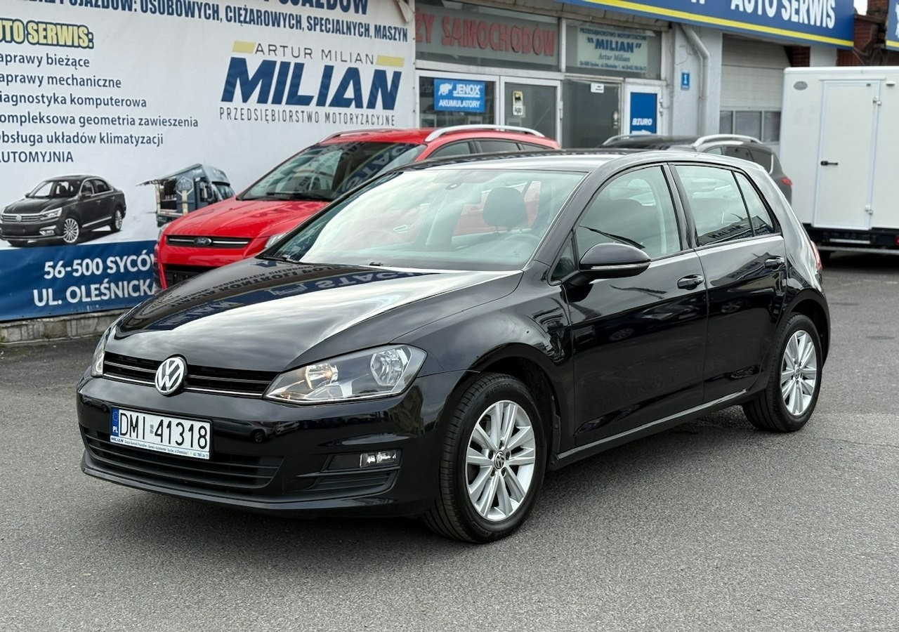 Volkswagen Golf VII VII 1,6 TDI 110KM 153TKM Klimatronik Navi Alu PDC 2015 Bez wkładu fi - Хэтчбек: фото 1 Volkswagen Golf VII VII 1,6 TDI 110KM 153TKM Klimatronik Navi Alu PDC 2015 Bez wkładu fi - Хэтчбек: фото 1