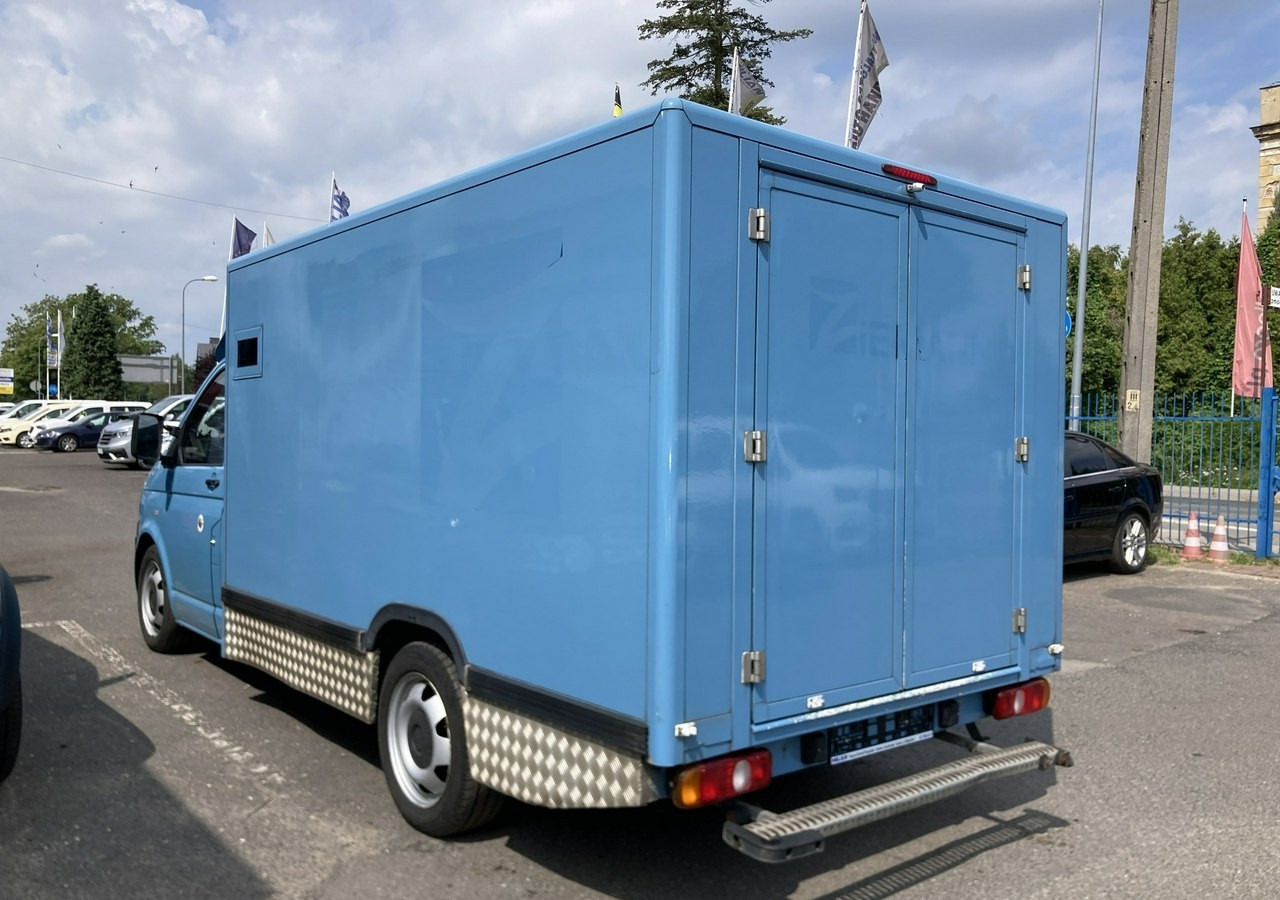 Volkswagen Transporter Trasporter T5 Bankowóz kuloodporny opanceżony Model 2015 - Инкассаторская машина: фото 5 Volkswagen Transporter Trasporter T5 Bankowóz kuloodporny opanceżony Model 2015 - Инкассаторская машина: фото 5