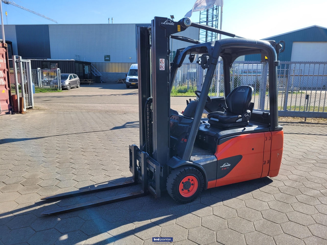 Linde E 16 -02 elektrische heftruck 3 delige mast - Электропогрузчик: фото 1 Linde E 16 -02 elektrische heftruck 3 delige mast - Электропогрузчик: фото 1