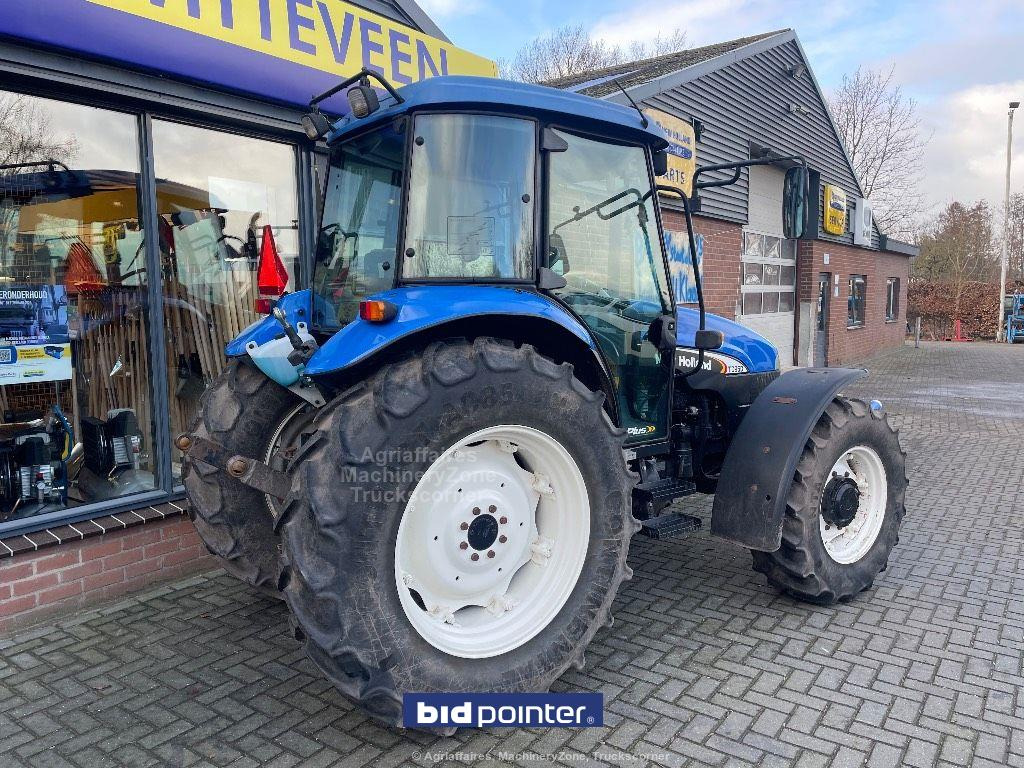 New Holland TD95D Plus 4WD - Трактор: фото 4 New Holland TD95D Plus 4WD - Трактор: фото 4