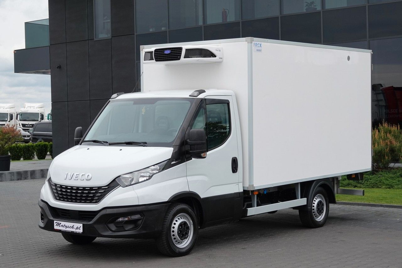 Iveco DAILY /HI-MATIC / CHŁODNIA / AGREGAT CARRIER / F - Фургон-рефрижератор: фото 3 Iveco DAILY /HI-MATIC / CHŁODNIA / AGREGAT CARRIER / F - Фургон-рефрижератор: фото 3