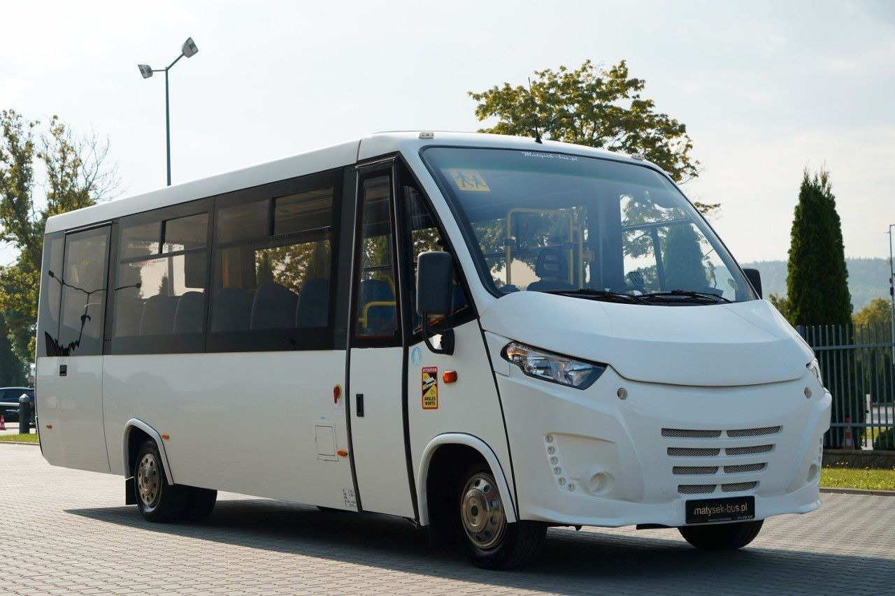 Iveco KAPENA / EURO6 / MANUAL / KLIMATYZACJA / SPROWAD - Пригородный автобус: фото 4 Iveco KAPENA / EURO6 / MANUAL / KLIMATYZACJA / SPROWAD - Пригородный автобус: фото 4