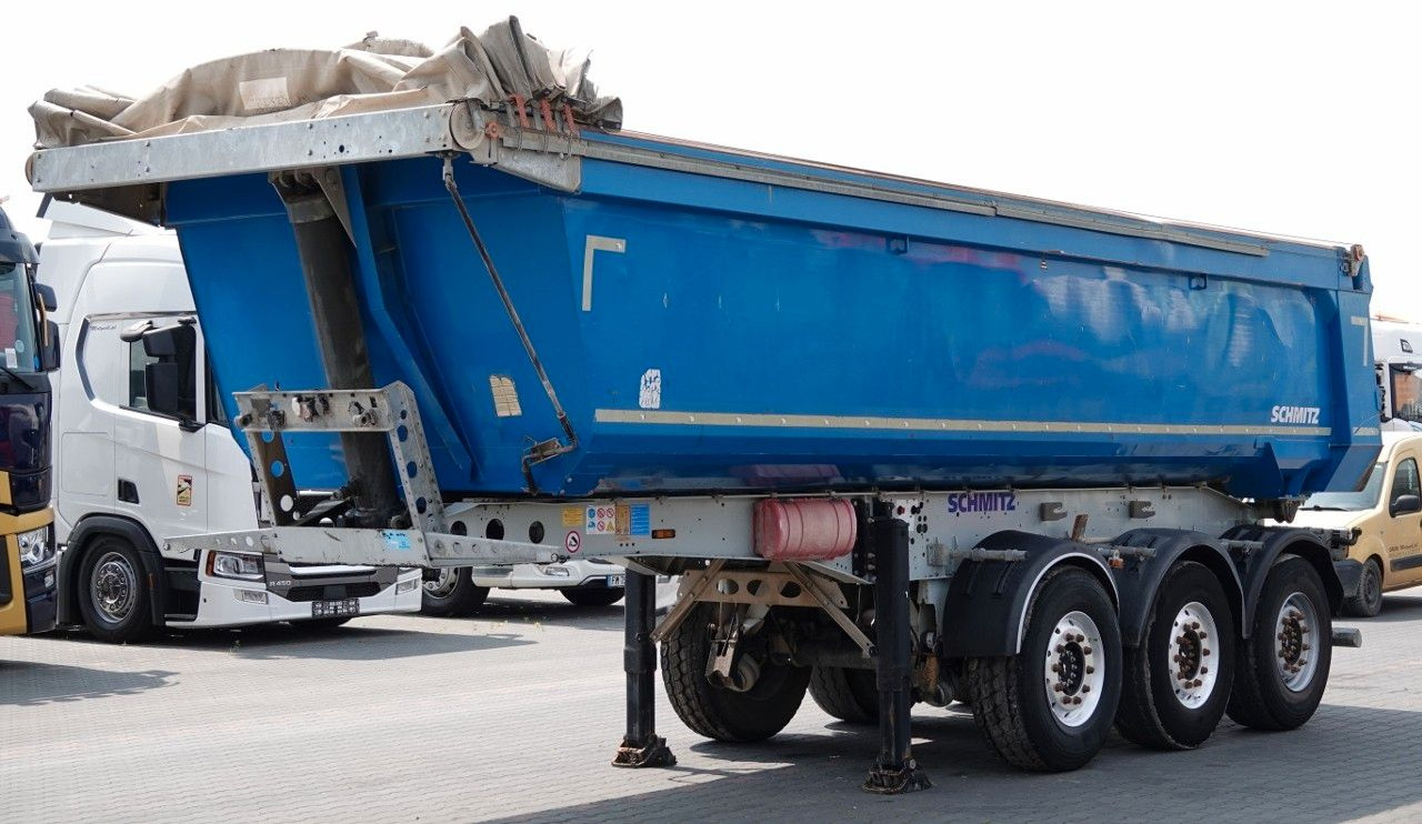 Schmitz Cargobull WYWROTKA / 24 m3 / RYNNA STALOWA / OŚ PODNOSZO - Самосвальный полуприцеп: фото 2 Schmitz Cargobull WYWROTKA / 24 m3 / RYNNA STALOWA / OŚ PODNOSZO - Самосвальный полуприцеп: фото 2